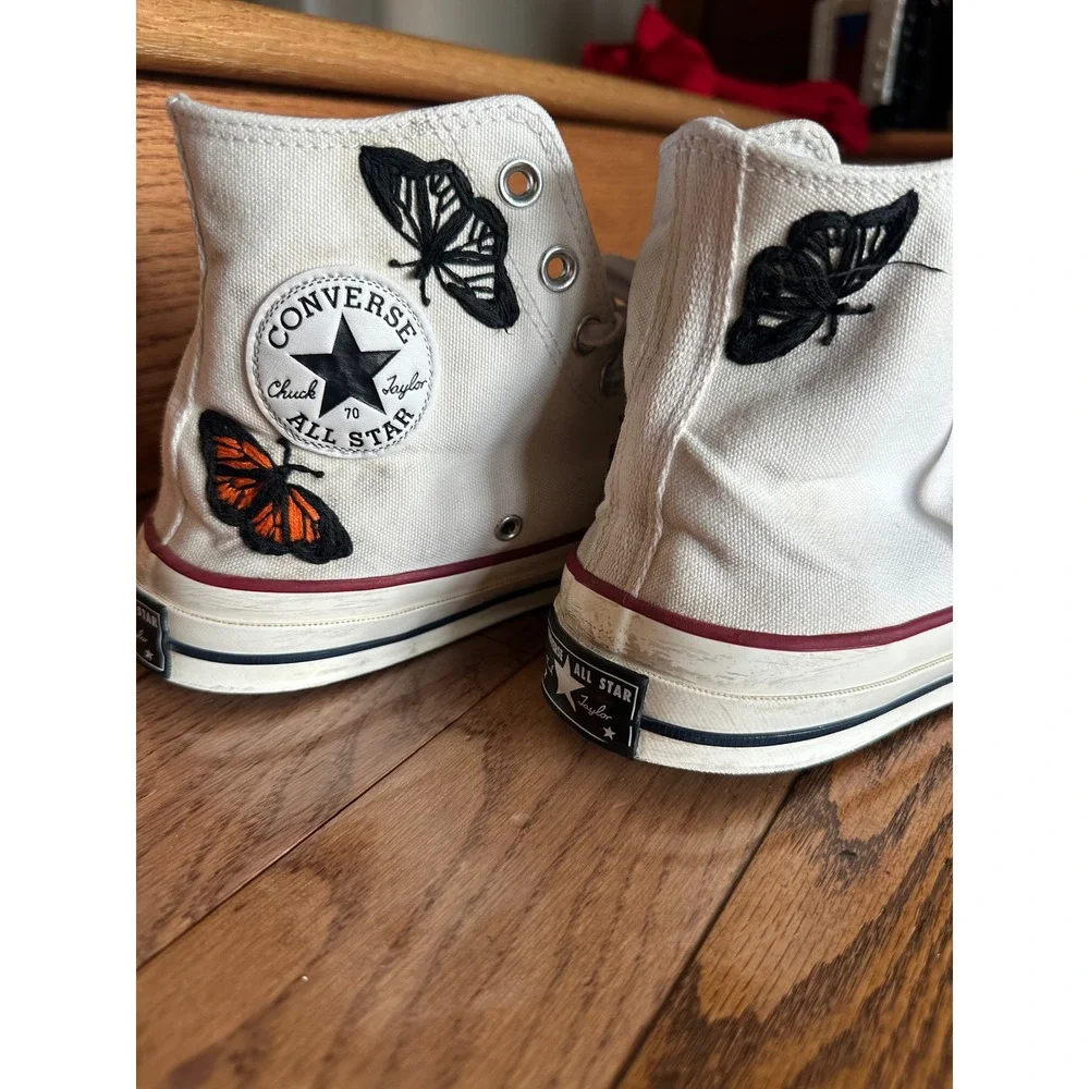 Converse Chuck Taylor All Star High Top Butterfly Embroidered‎ Cream Canvas